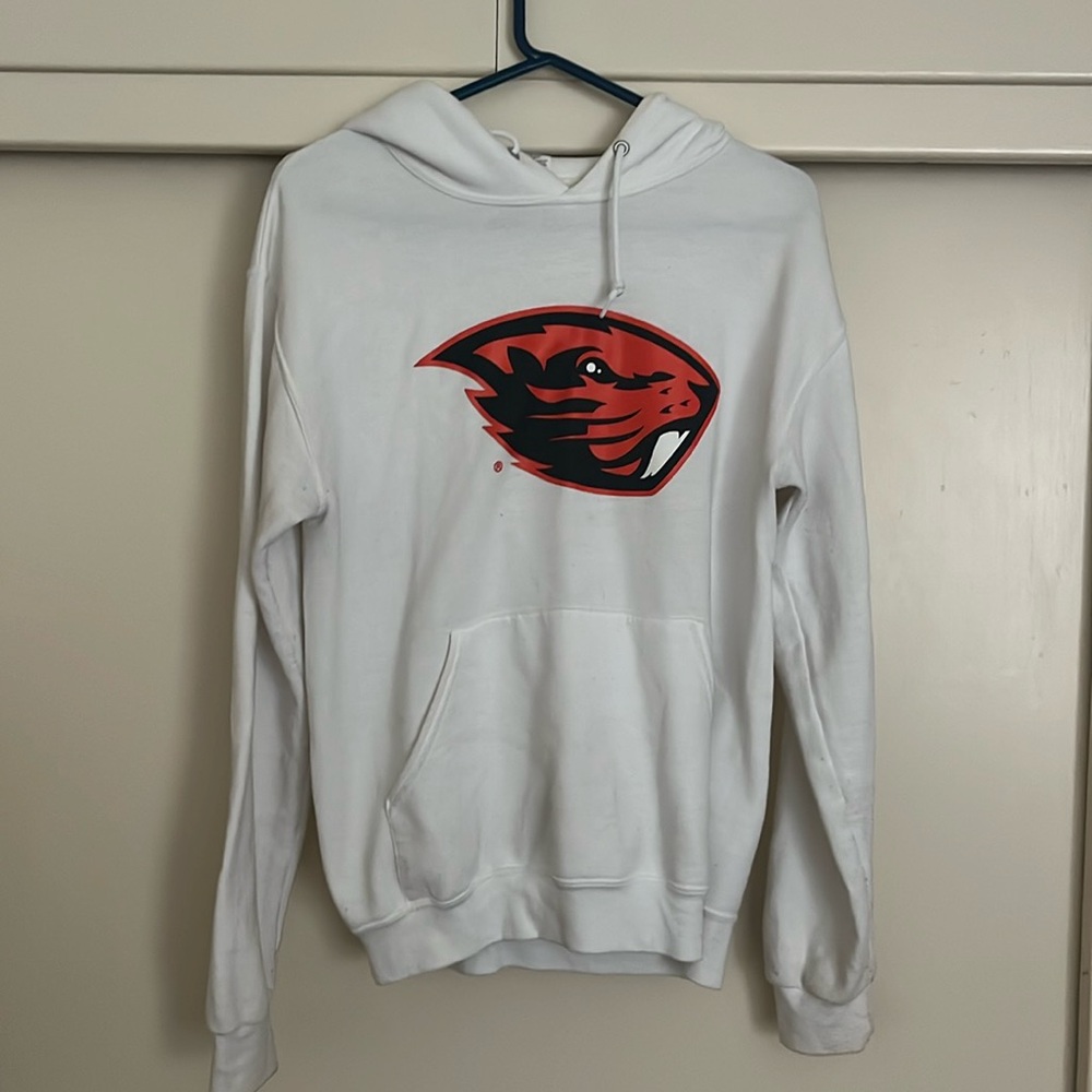 White Oregon State Beavers sweatshirt